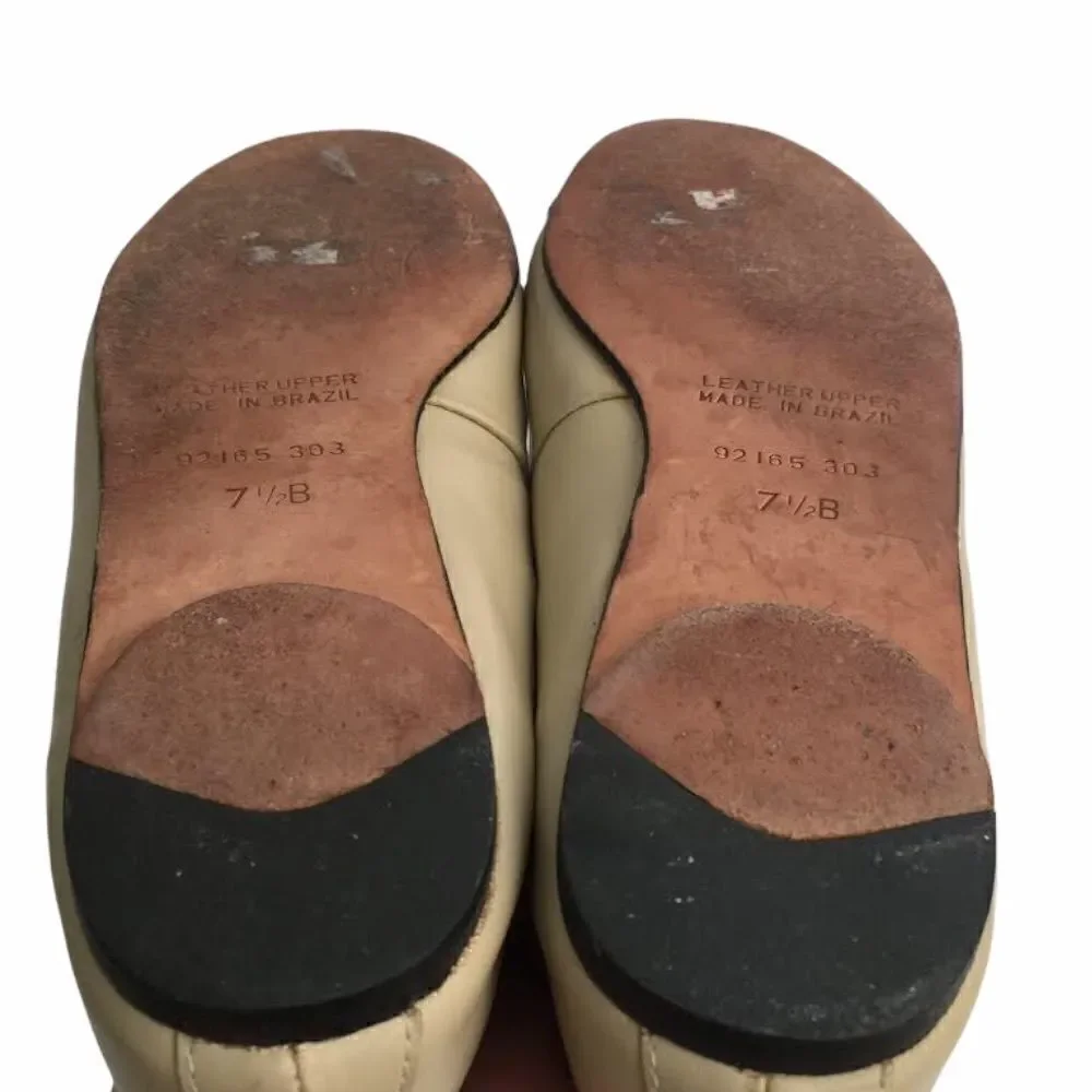 Tweeds Made in Brazil Two-Tone Ballerina with Front Bow Shoes in Size 7.5B